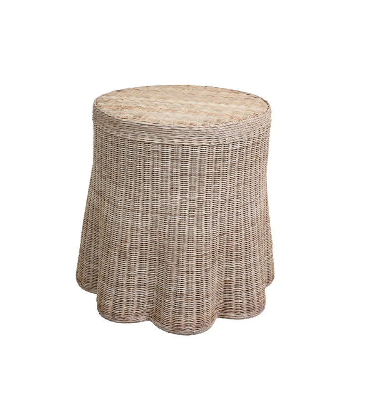 SCALLOP ROUND SIDE TABLE